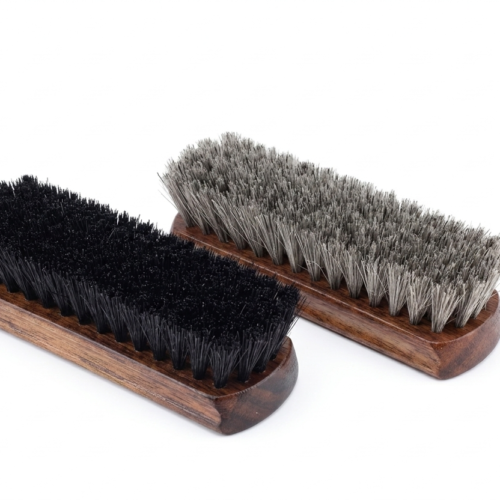 100% HORSEHAIR BRUSH